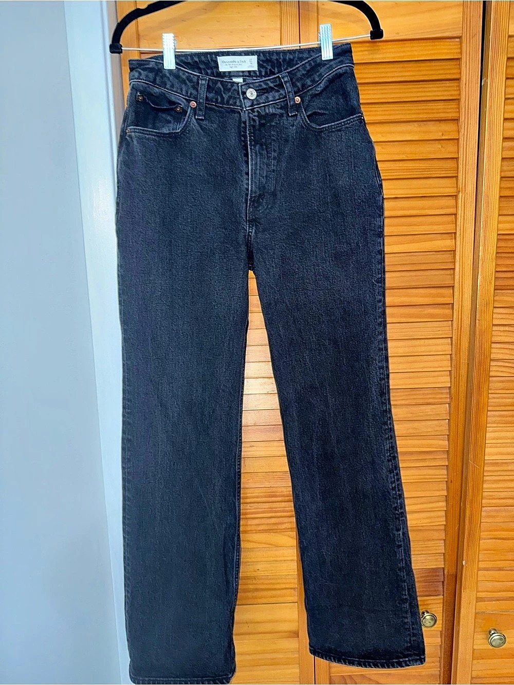 Abercrombie & Fitch Curve Love The 90s Relaxed Jean High Rise Black Waist 27